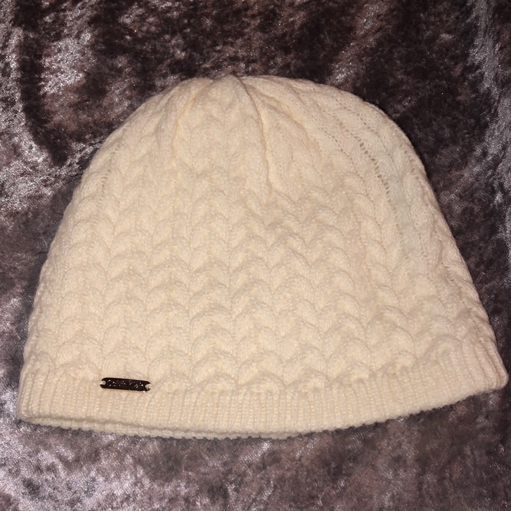 White beanie